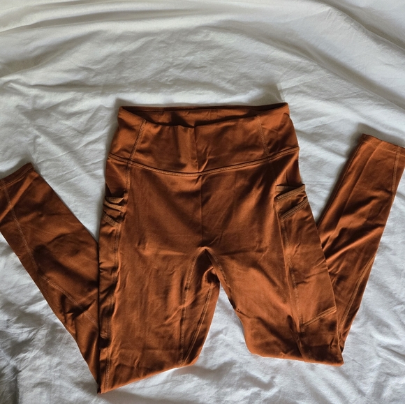 Fabletics Motion360 Seamless Leggings With Pockets Size M - Picture 3 of 7